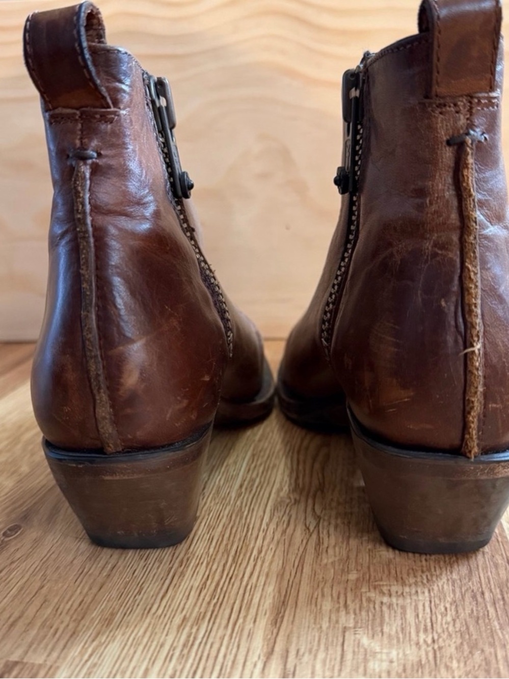 Frye sacha moto Leather Western Ankle Booties – Size 6 - Picture 6 of 6